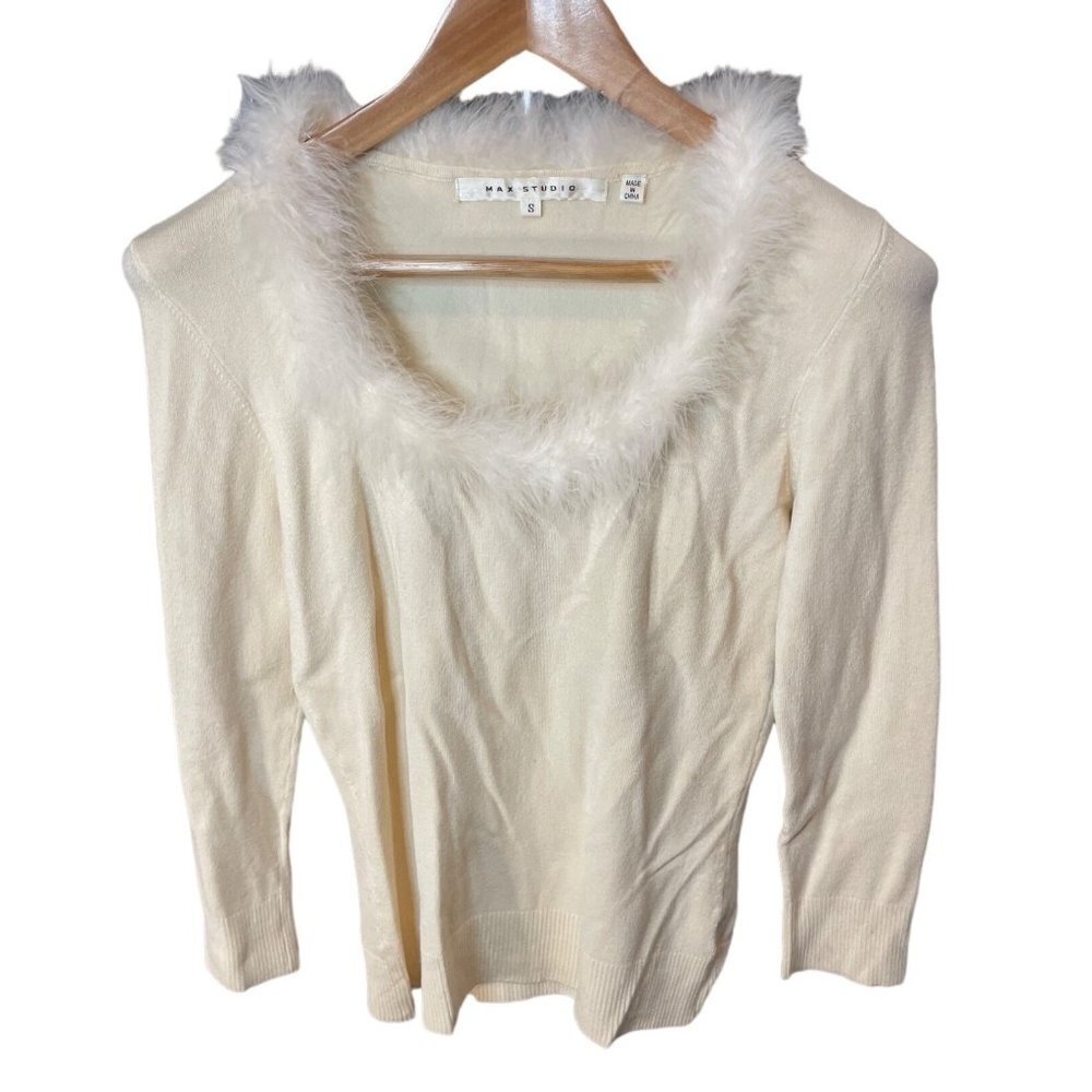 Max Studio Cream Knit Silk Blend Fitted Top with Feathery Boa Neckline Sz S